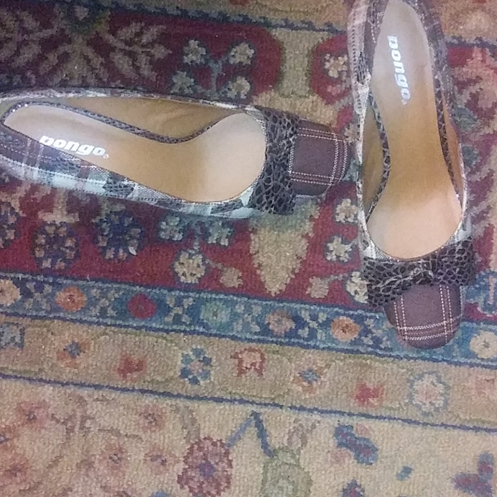 Bongo heels